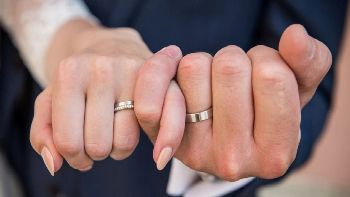 Best Platinum Rings for Engagements & Weddings